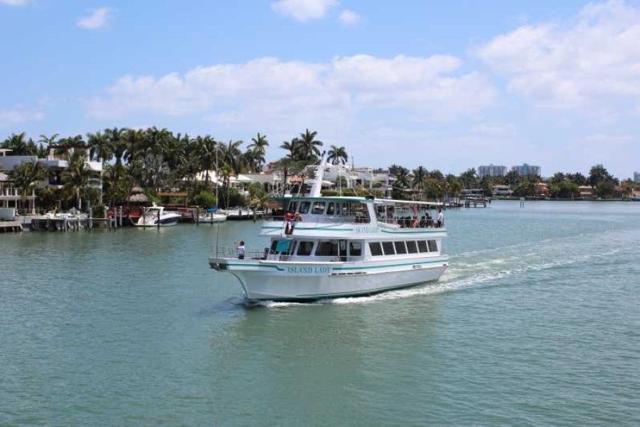 90-Minute Cruise & Open Bar in Miami