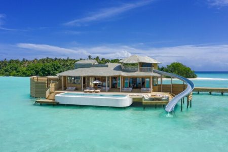 Exquisite Maldives Water Villa Package