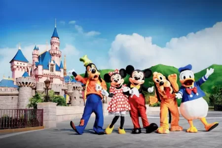 Hong Kong Family Tour Package with Disneyland Stay