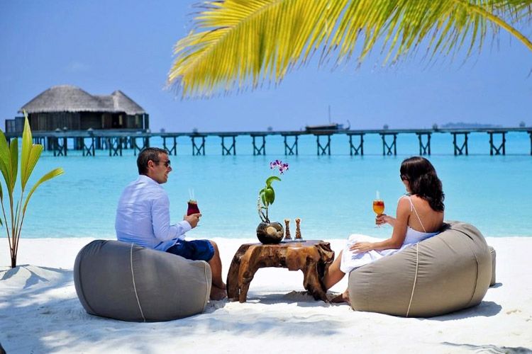 Best New Year Honeymoon Tour Packages Tips With Low Cost